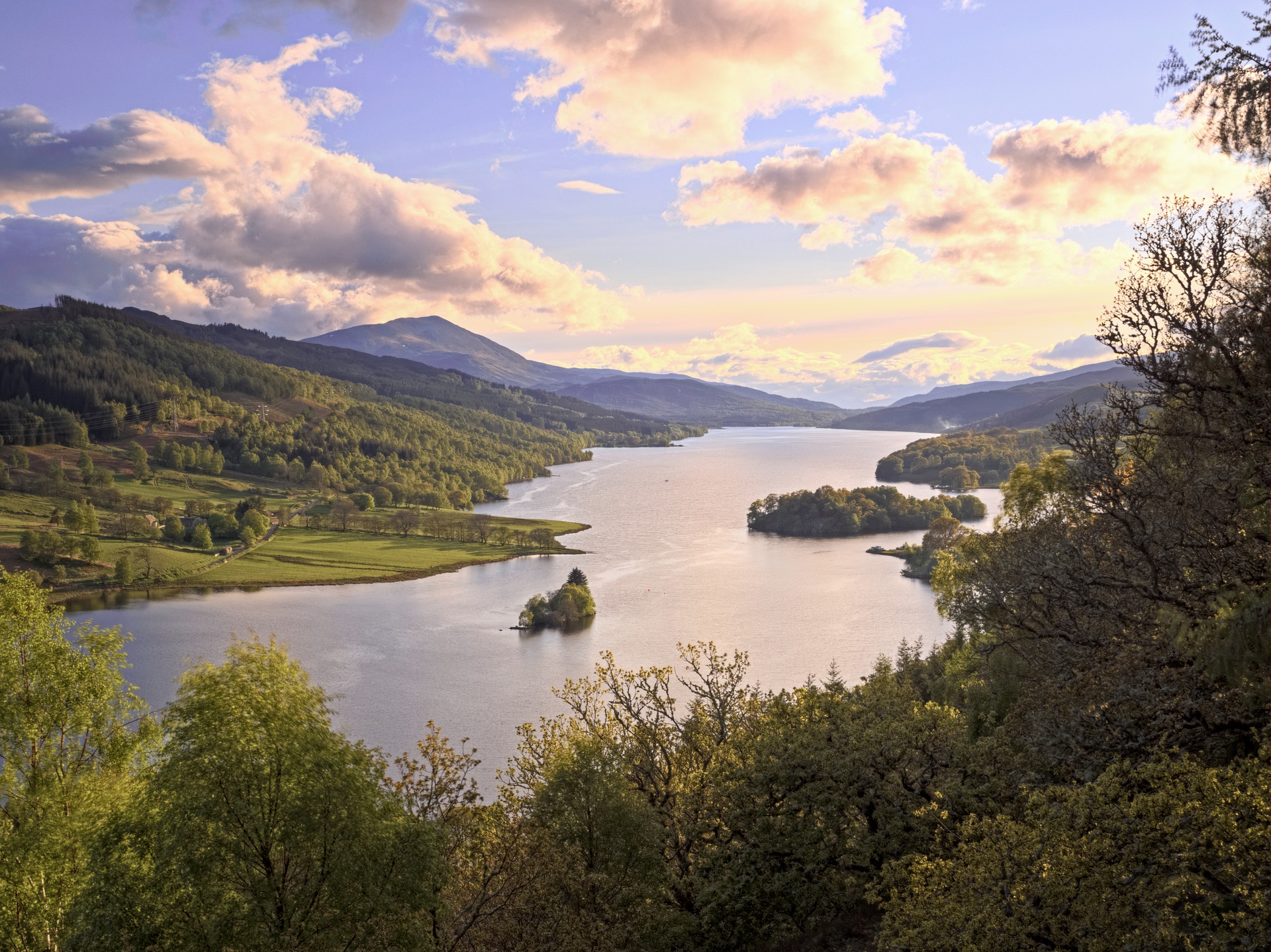 Display image: Queen's View, Loch Tummel