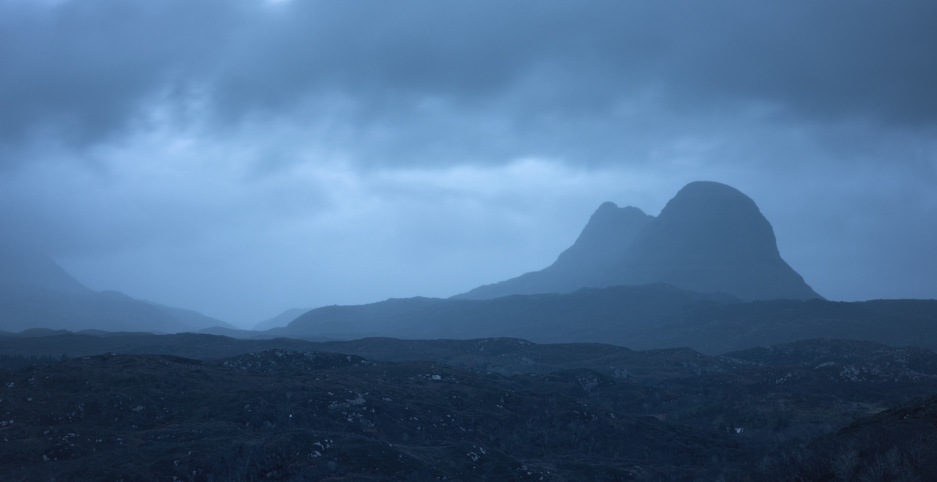 Display image: Suilven: The Night Before